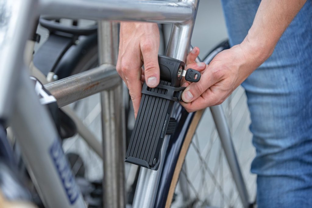 Axa vouwslot Fold Lite 100 Zwart