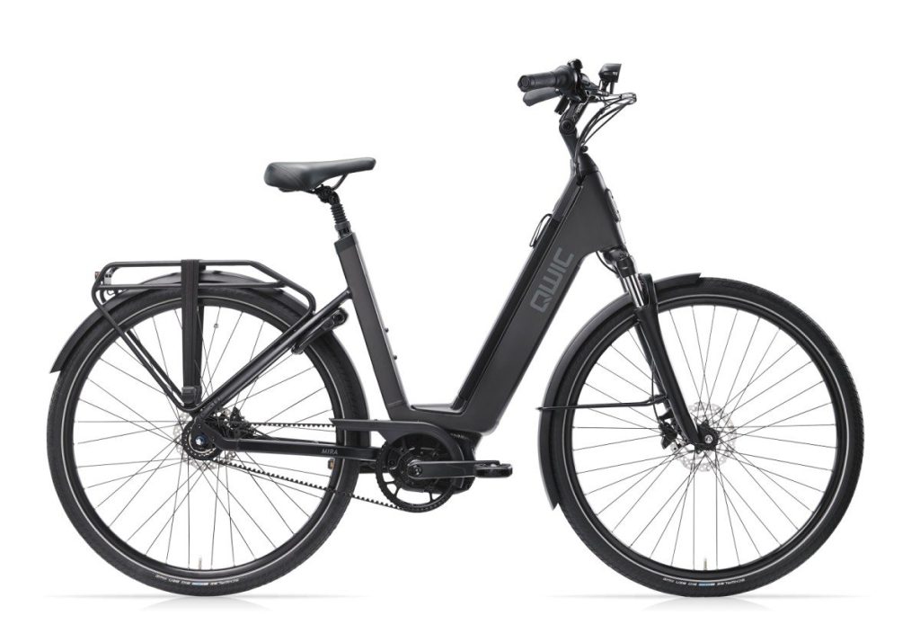 Qwic Mira Tour Jet Black