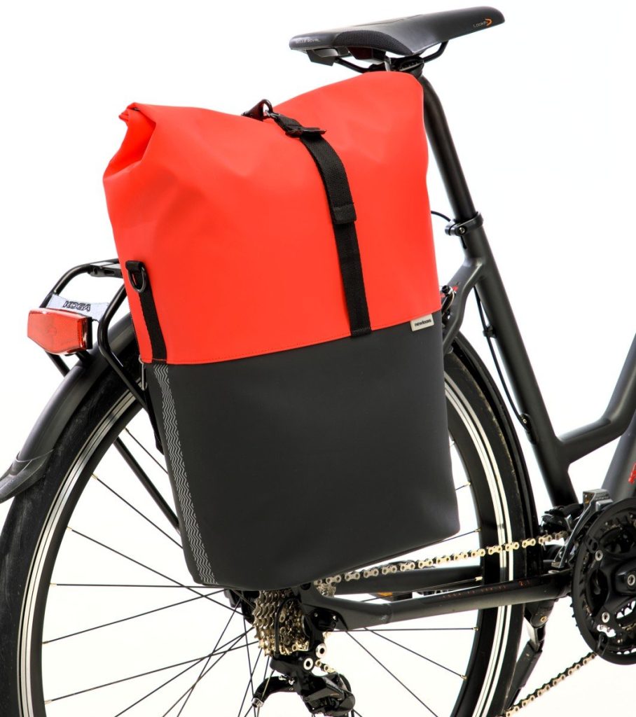 New Looxs Einzeltasche / Umhängetasche Nyborg rot Rood/Zwart