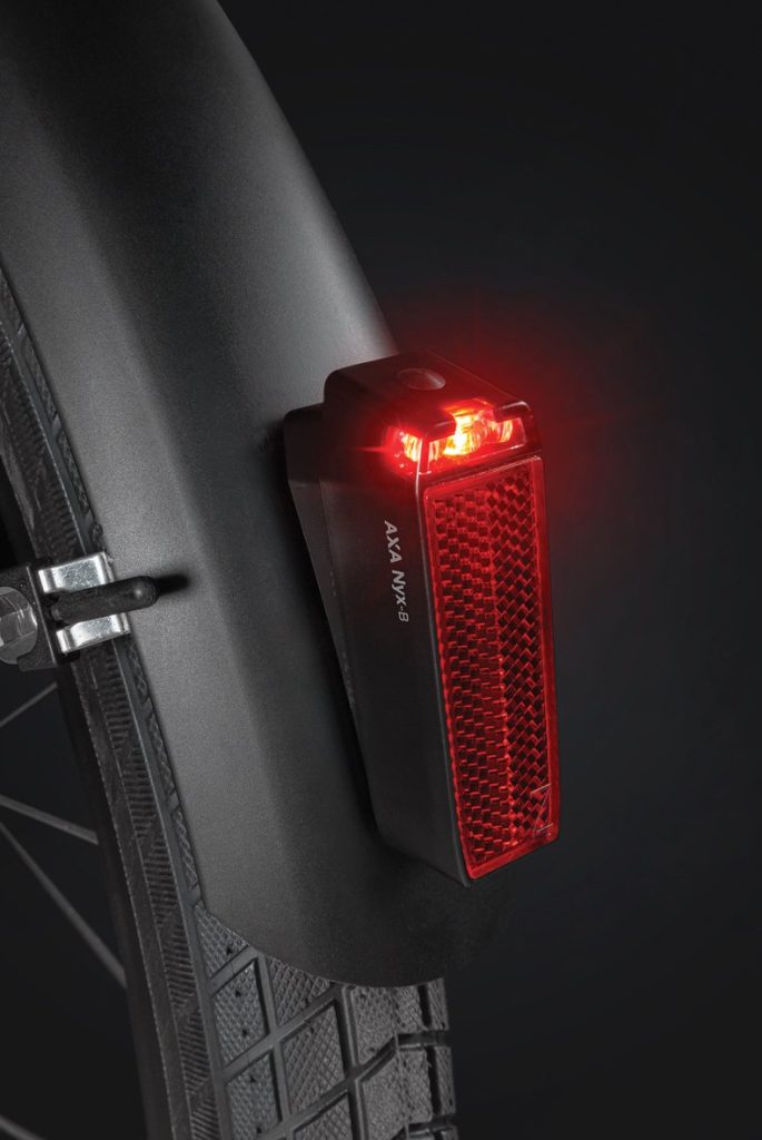 Axa achterlicht Nyx batterij spatbord Zwart - Afbeelding 4